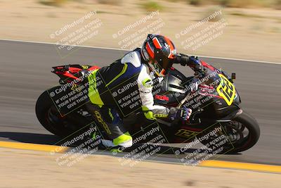 media/Oct-30-2022-CVMA (Sun) [[fb421c3cec]]/Race 11 Amateur Supersport Open/